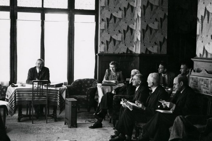 Kurucuları olan Friedrich Hayek ve Ludwig von Mises’in de katıldığı Mont Pelerin Topluluğu’nun ilk toplantısı. (1947)